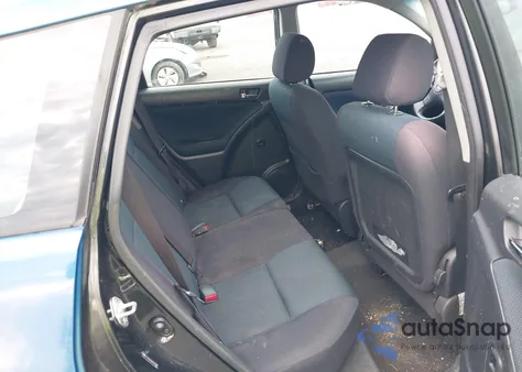 2006 Toyota Matrix Xr from USA, damaged, VIN 2T1LR32E96C558909